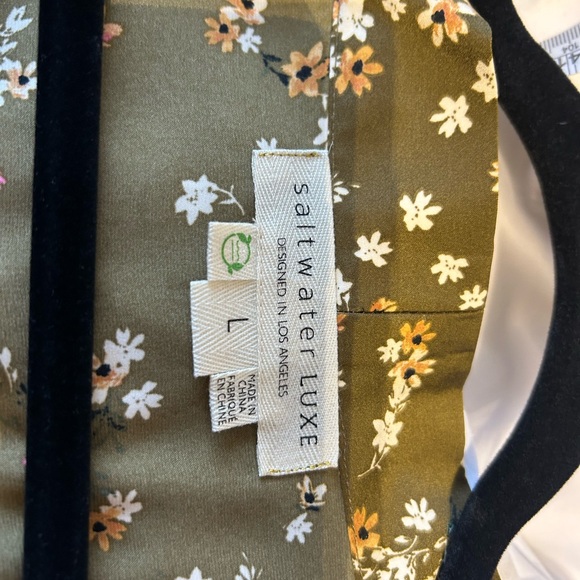 BNWOT Saltwater Lux Satin Duster- Size Large - Picture 4 of 4